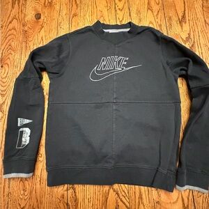 Nike Men's Black Crewneck Sweater